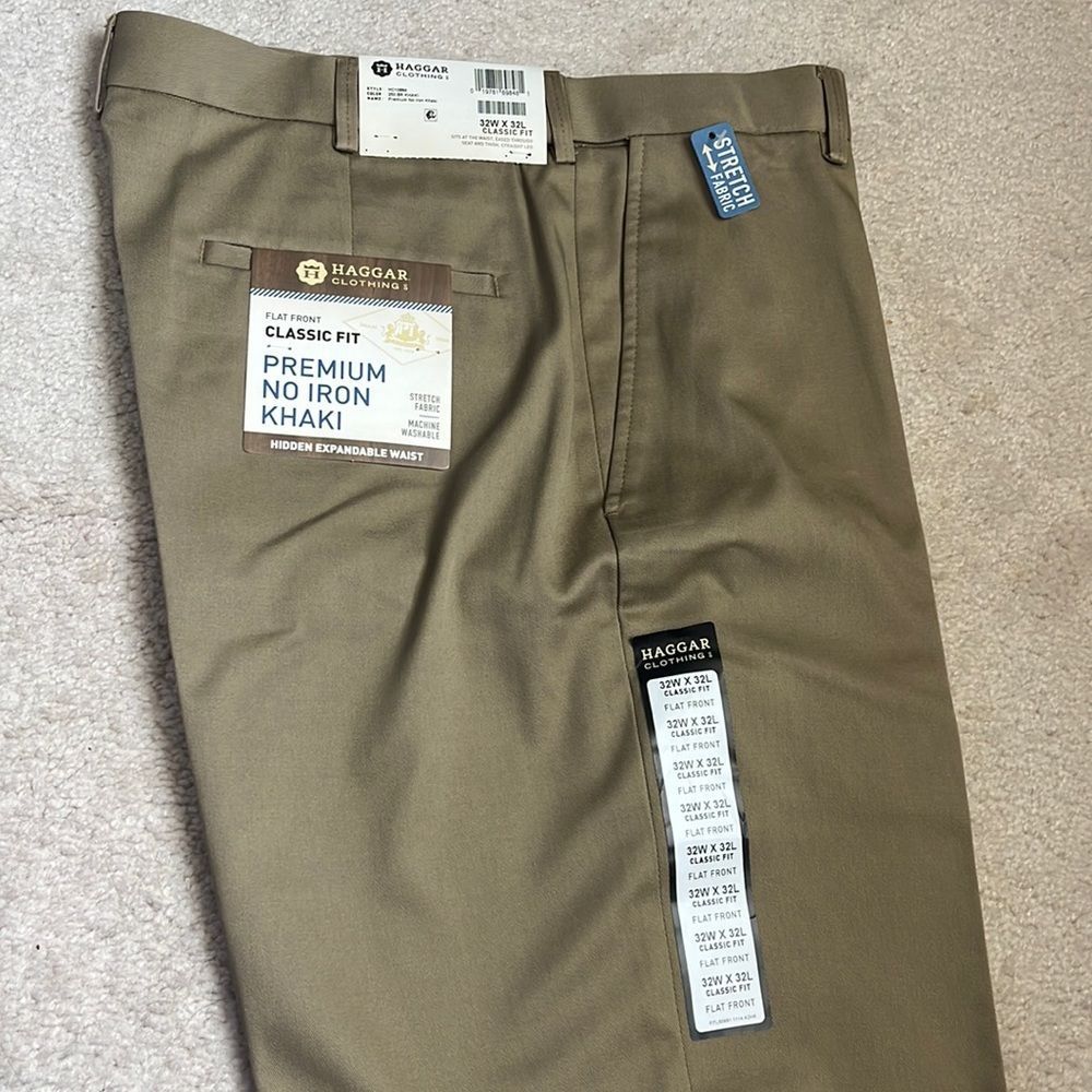 NWT Haggar Men's No Iron Khaki Classic Fit